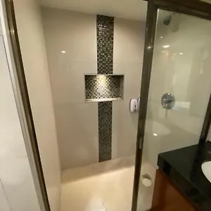  Apartamento Ocean View Giness